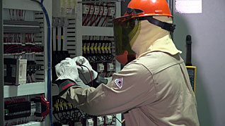 Electrical Safety: 2018 NFPA 70E Arc Flash Training – Concise Version thumbnails on a slider