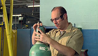 Compressed Gas Cylinders course thumbnail