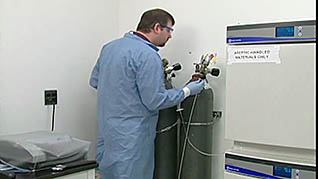 Laboratory Safety: Handling Compressed Gas Cylinders in the Laboratory course thumbnail